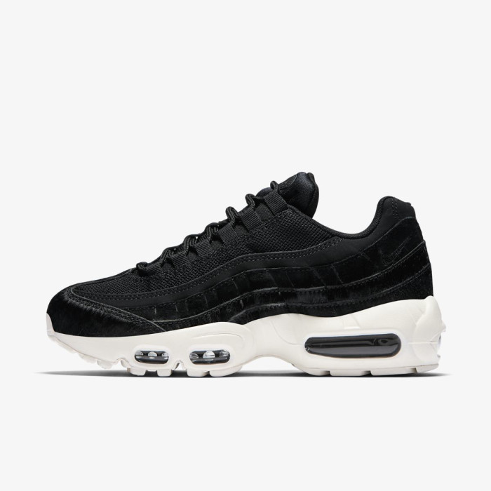 Жіночі кросівки NIKE WMNS AIR MAX 95 LX AA1103-001