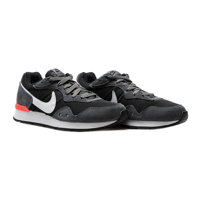Кросівки Nike VENTURE RUNNER
