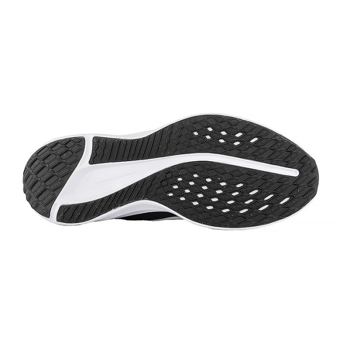 Кросівки Nike QUEST 5