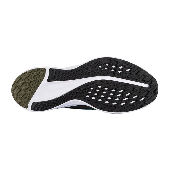 Кросівки Nike QUEST 5