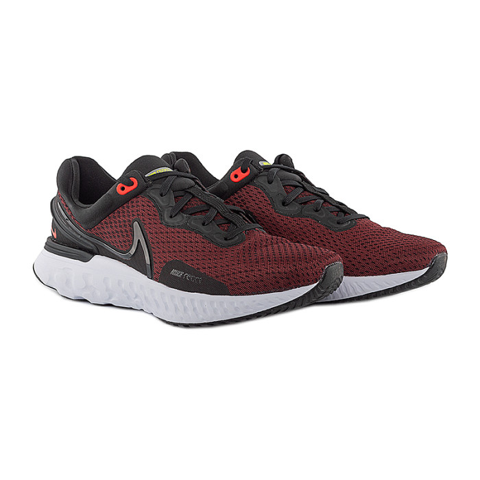 Кросівки Nike REACT MILER 3