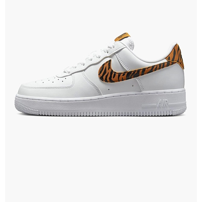 Жіночі кросівки NIKE WMNS AIR FORCE 1 07 DD8959-108