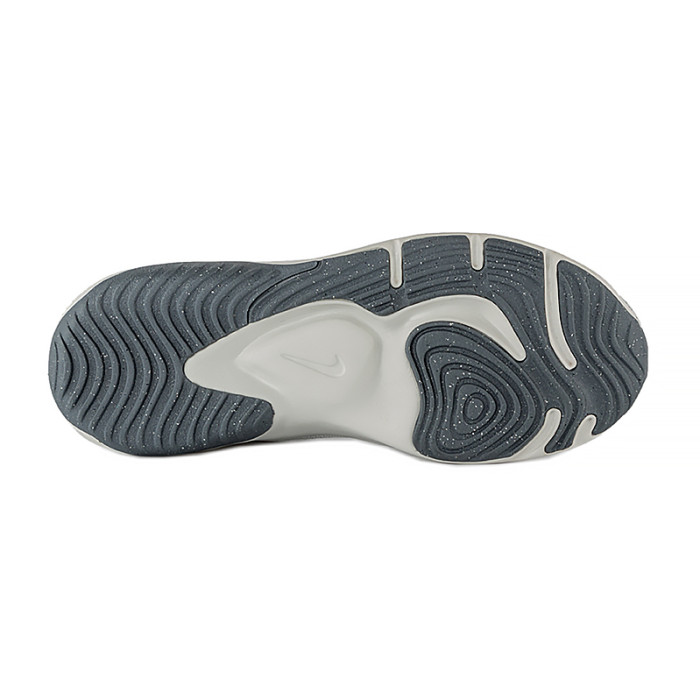 Кросівки Nike LEGEND ESSENTIAL 3 NN