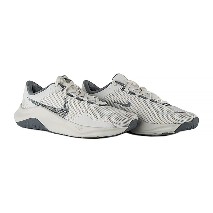 Кросівки Nike LEGEND ESSENTIAL 3 NN