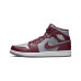 Чоловічі кросівки NIKE AIR JORDAN 1 MID DQ8426-615