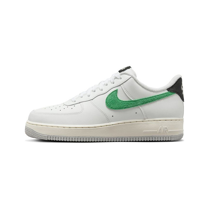 Чоловічі кросівки Nike Air Force 1 07 DR8593-100