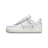 Жіночі кросівки WMNS NIKE AIR FORCE 1 LOW DV6136-100