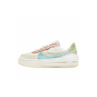 Жіночі кросівки WMNS NIKE AF1 LO PLT.AF.ORM DX2671-100