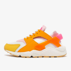 Жіночі кросівки WMNS NIKE AIR HUARACHE DX2674-100