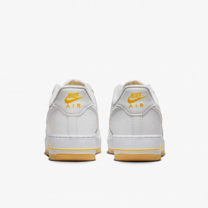 Чоловічі кросівки NIKE AIR FORCE 1 '07 DZ4512-100