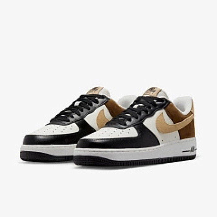 Чоловічі кросівки NIKE AIR FORCE 1 07 FB3355-200