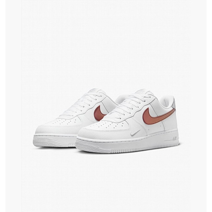 Чоловічі кросівки NIKE AIR FORCE 1 07 FD0654-100