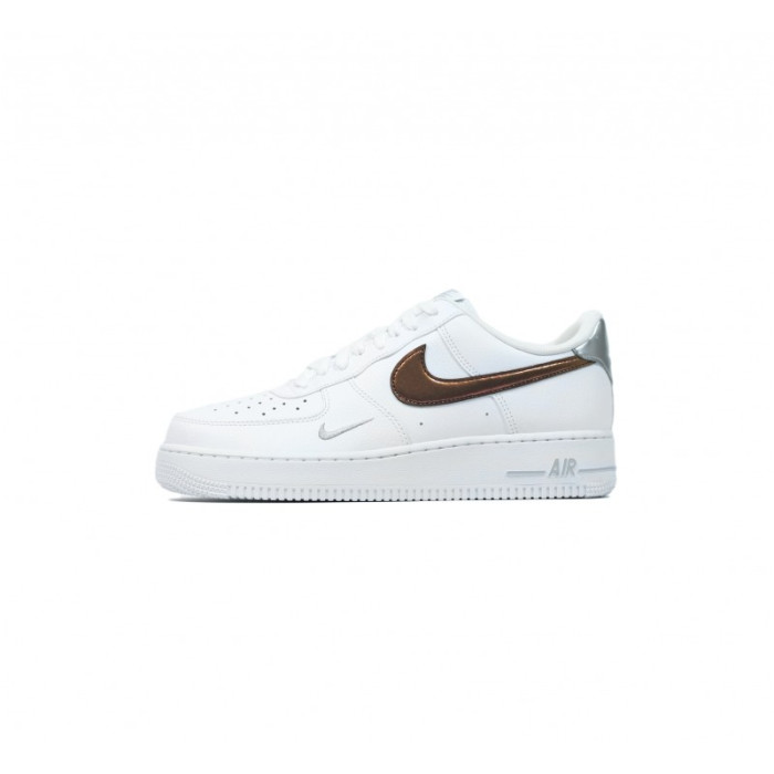 Чоловічі кросівки NIKE AIR FORCE 1 07 FD0654-100