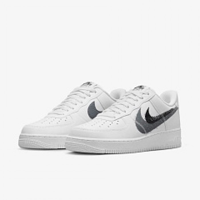 Чоловічі кросівки NIKE AIR FORCE 1 07 FD0660-100