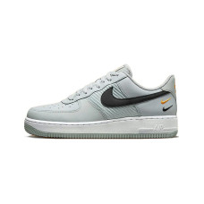 Чоловічі кросівки NIKE AIR FORCE 1 07 FD0666-002
