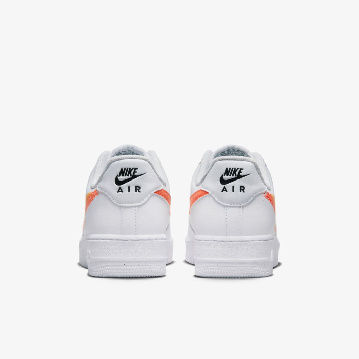 Чоловічі кросівки NIKE AIR FORCE 1 07 FJ4228-100