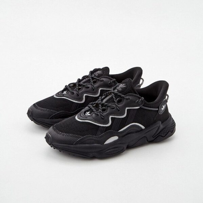 Жіночі кросівки Adidas Ozweego Marathon Running Q46168