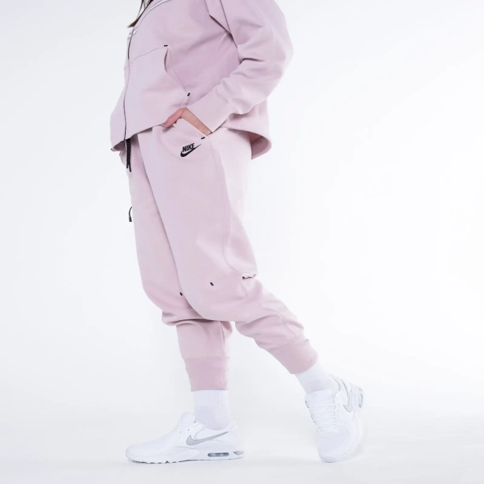 Кроссовки Nike WMNS AIR MAX EXCEE