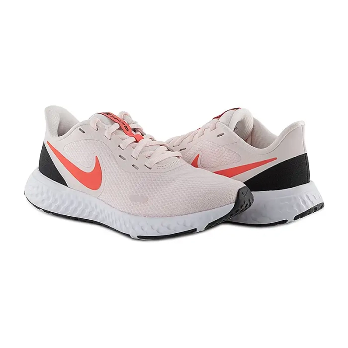 Кроссовки Nike WMNS REVOLUTION 5