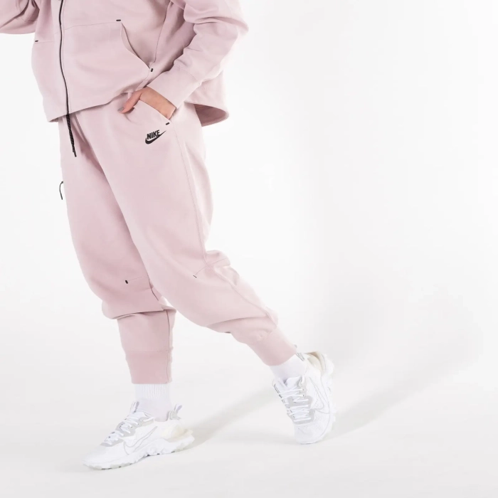 Кроссовки Nike WMNS REACT VISION