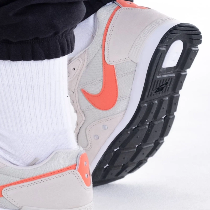 Кроссовки Nike WMNS VENTURE RUNNER