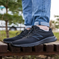 Кроссовки New Balance 411