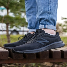 Кроссовки New Balance 411