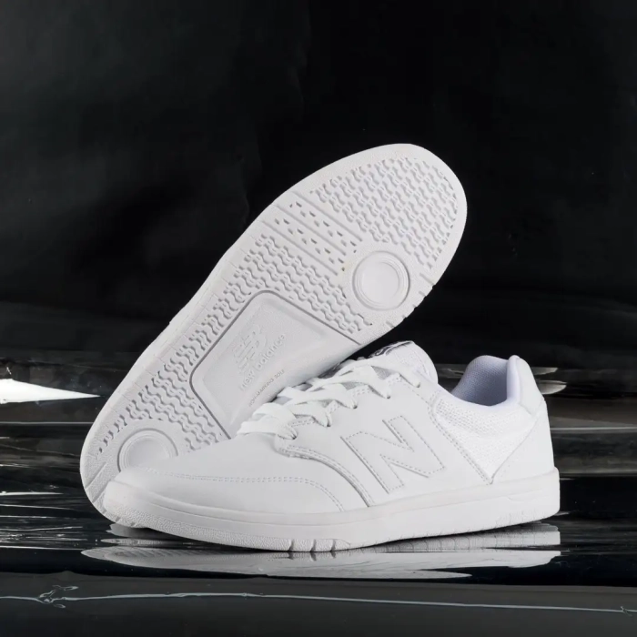 Кроссовки New Balance АМ210