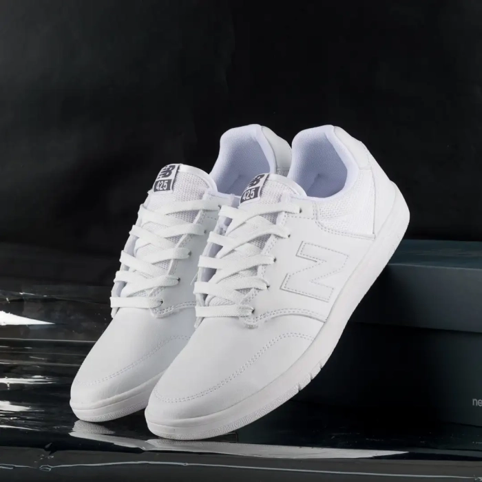 Кроссовки New Balance AM425