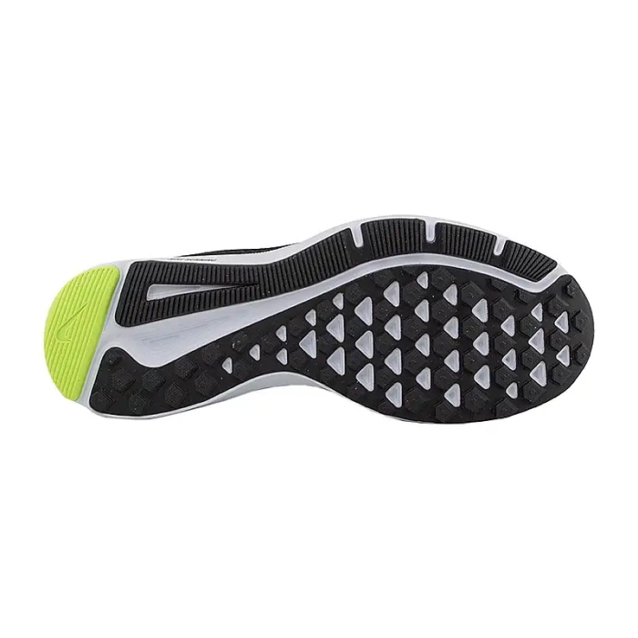 Кроссовки Nike QUEST 2
