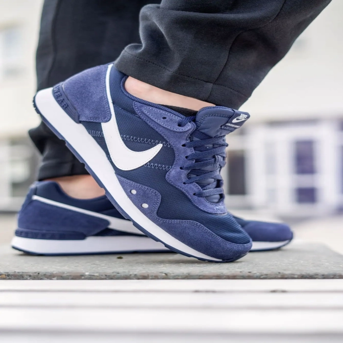 Кроссовки Nike VENTURE RUNNER