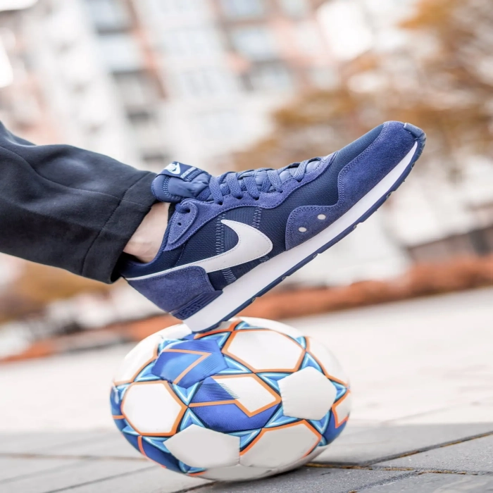 Кроссовки Nike VENTURE RUNNER