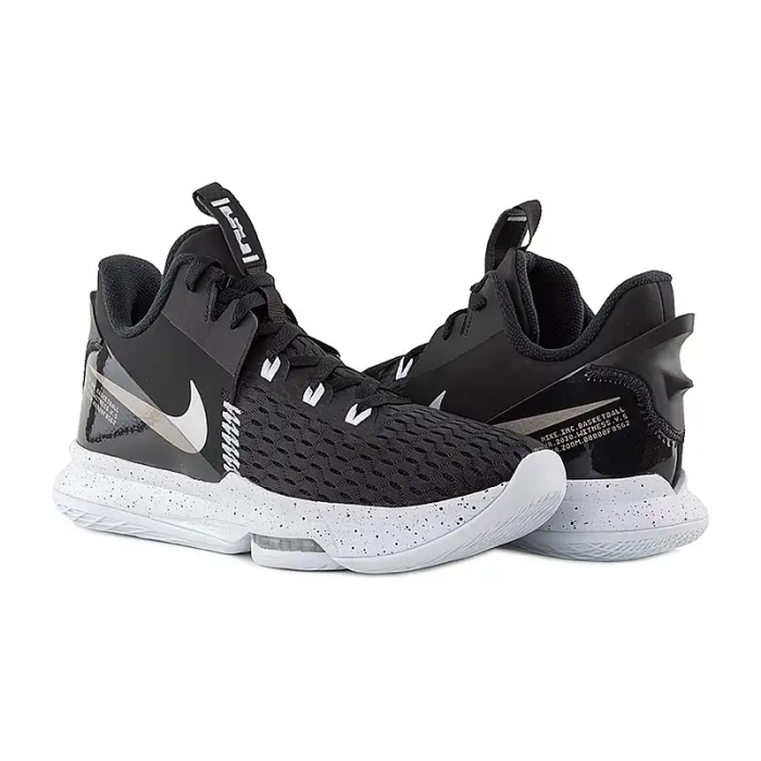 Кроссовки Nike LeBron Witness 5