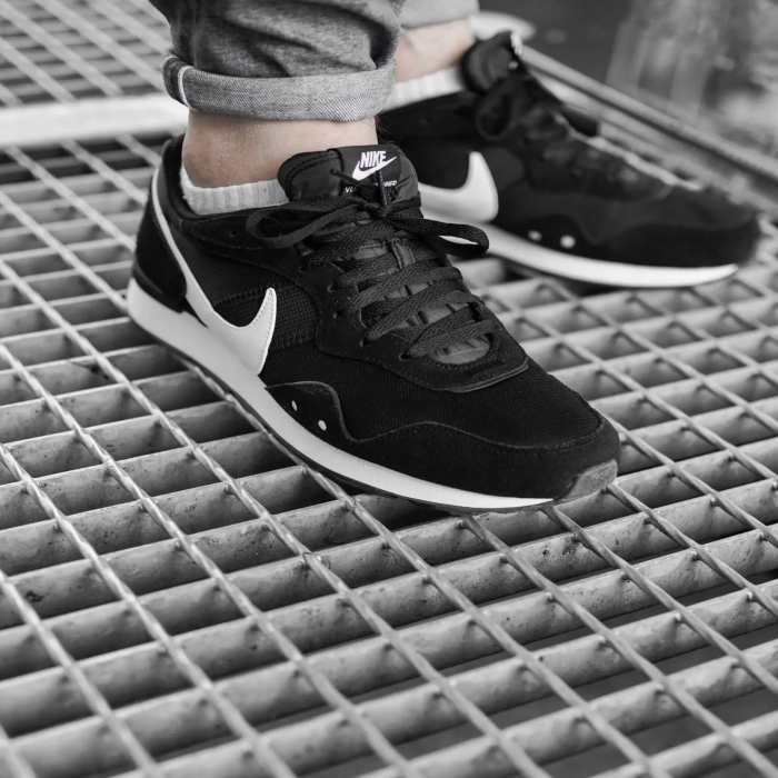 Кроссовки Nike VENTURE RUNNER